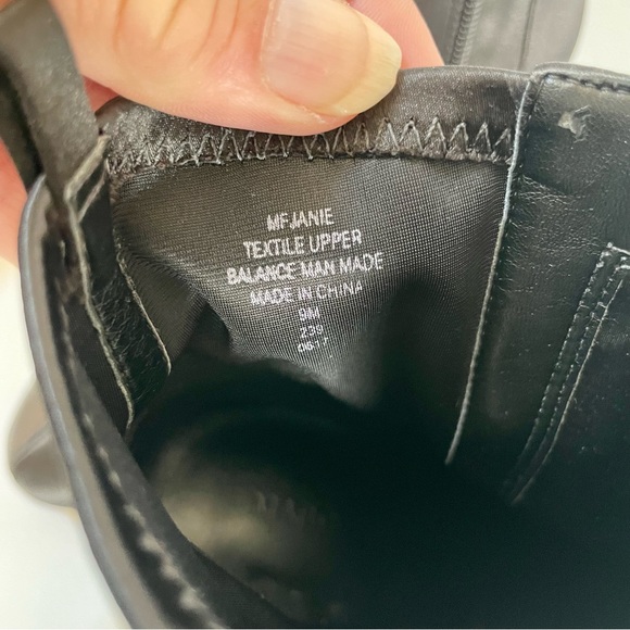 Marc Fisher Janie Satin Black Booties Size 9 - Picture 8 of 14